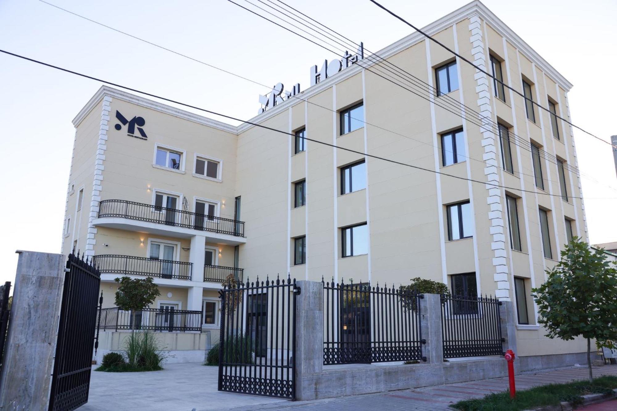 Mimi Hotel Corabia Экстерьер фото