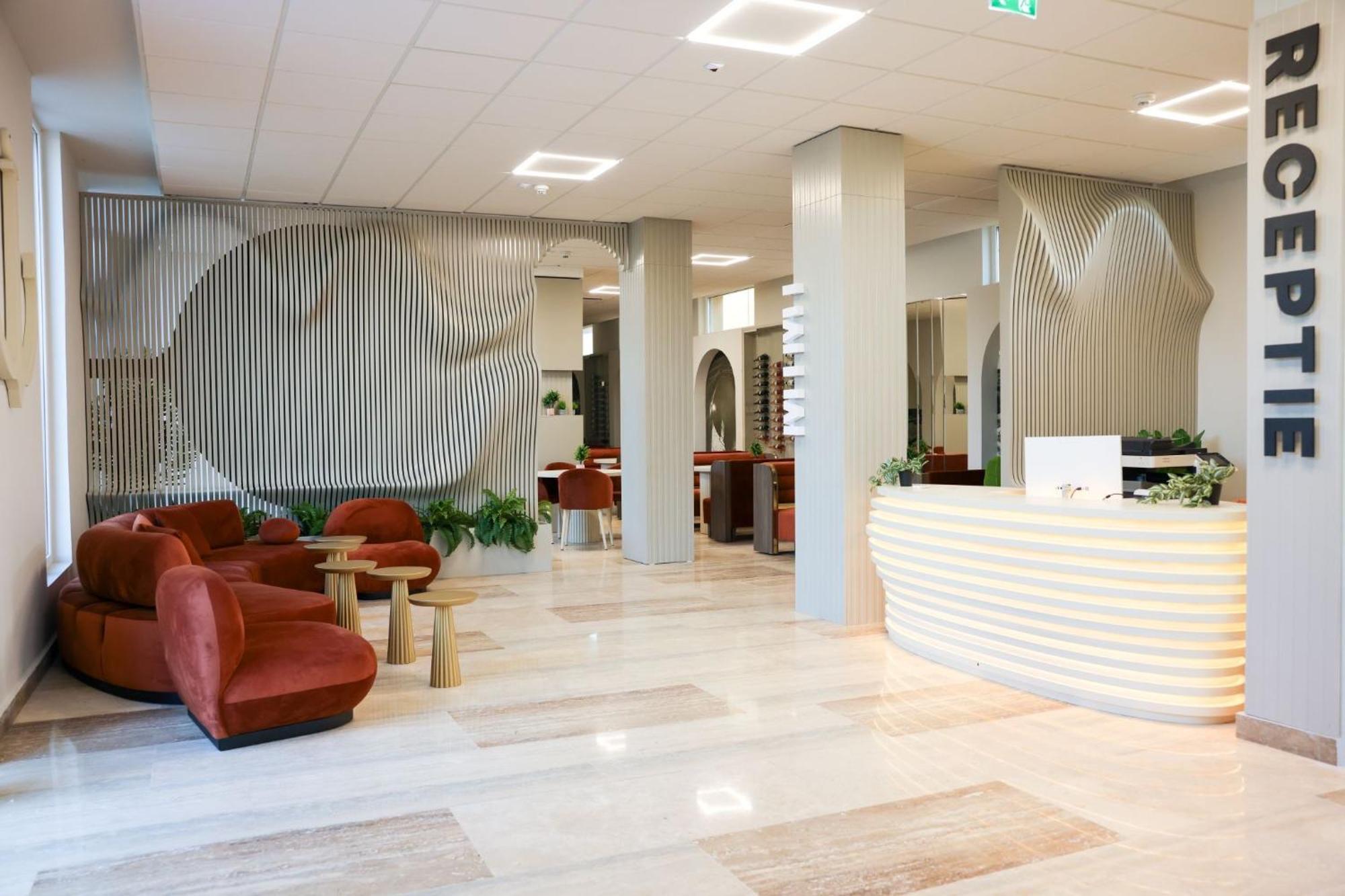 Mimi Hotel Corabia Экстерьер фото